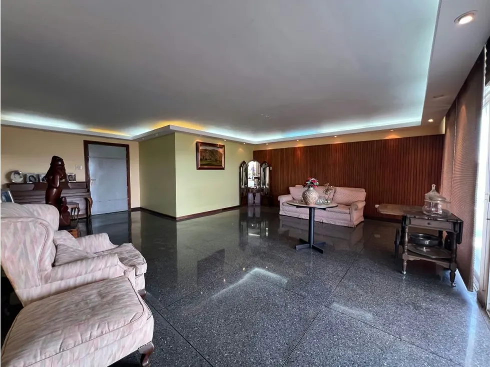Se Vende Edificio 1180m² 12h+3s/8b+3s/6p Alta Florida - 12