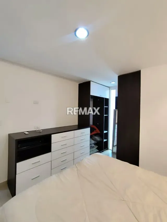 Apartamento en Venta en Res. Alameda Suite totalmente Amoblado Urb. El Parral - 14