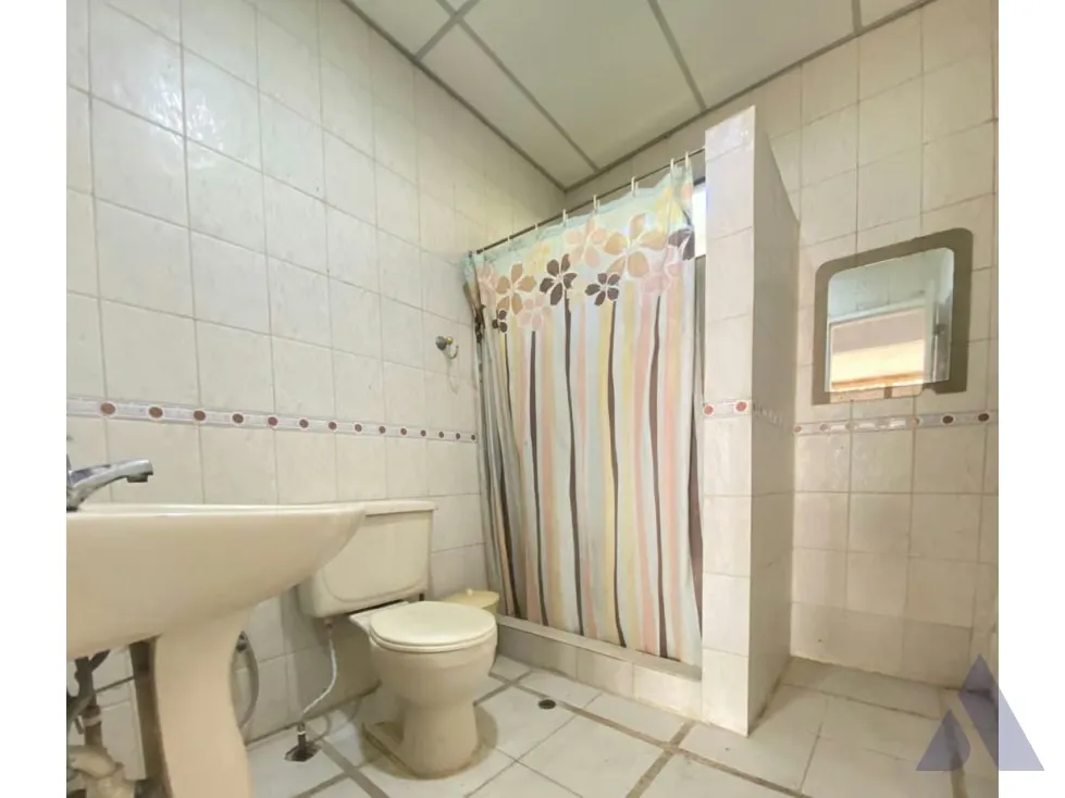 Vendo terreno 2.400m2 con Estructura para Vivienda Galipán 6450 - 25