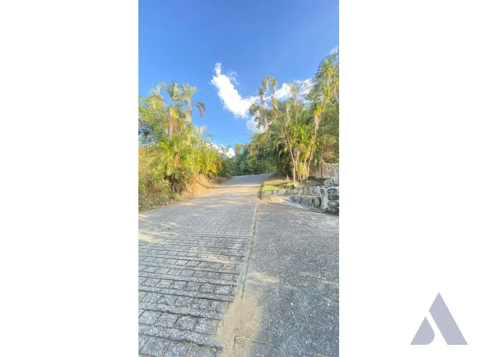Vendo terreno 2.400m2 con Estructura para Vivienda Galipán 6450 - 32