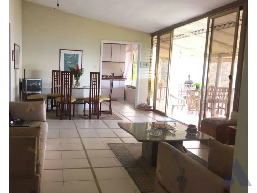Vendo terreno 2.400m2 con Estructura para Vivienda Galipán 6450 - 6