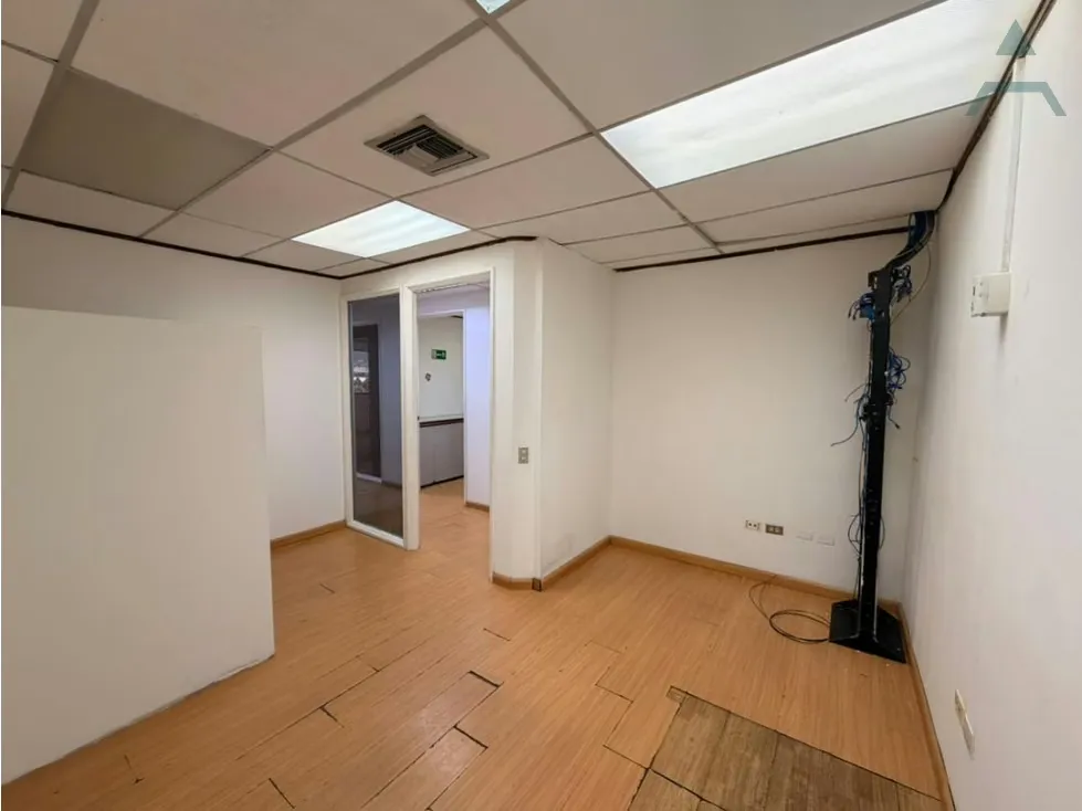 Se alquila Oficina 92m² 1b Los Cortijos - 20