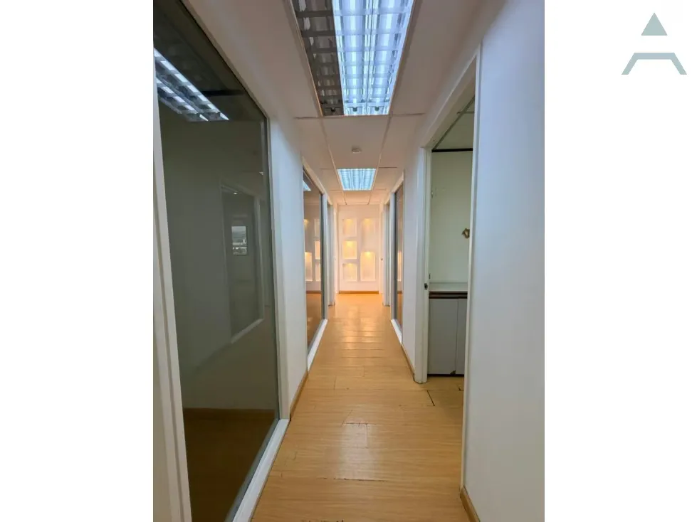 Se alquila Oficina 92m² 1b Los Cortijos - 9