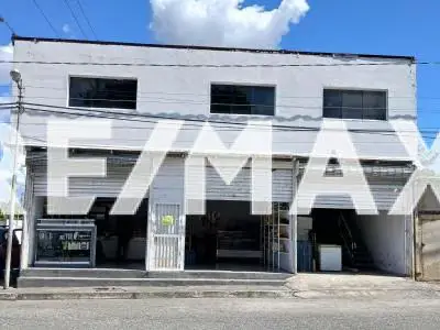 local comercial con deposito en esquina
