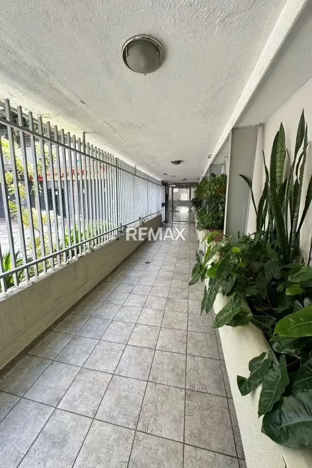 Venta de Apartamento en La Paz, Av. O´´Higgins - 2