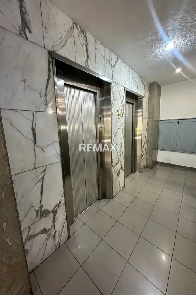 Venta de Apartamento en La Paz, Av. O´´Higgins - 5
