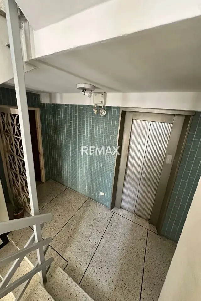 Venta de Apartamento en La Paz, Av. O´´Higgins - 6