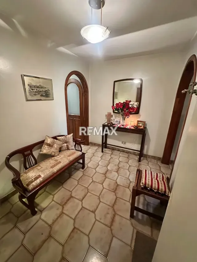 Venta de Apartamento en La Paz, Av. O´´Higgins - 8