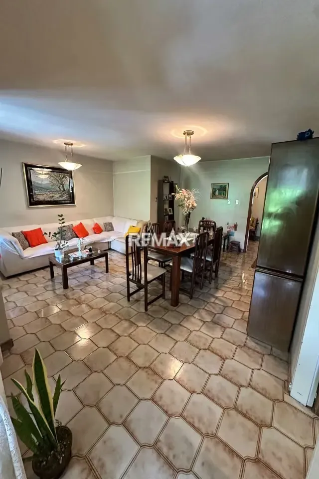 Venta de Apartamento en La Paz, Av. O´´Higgins - 10
