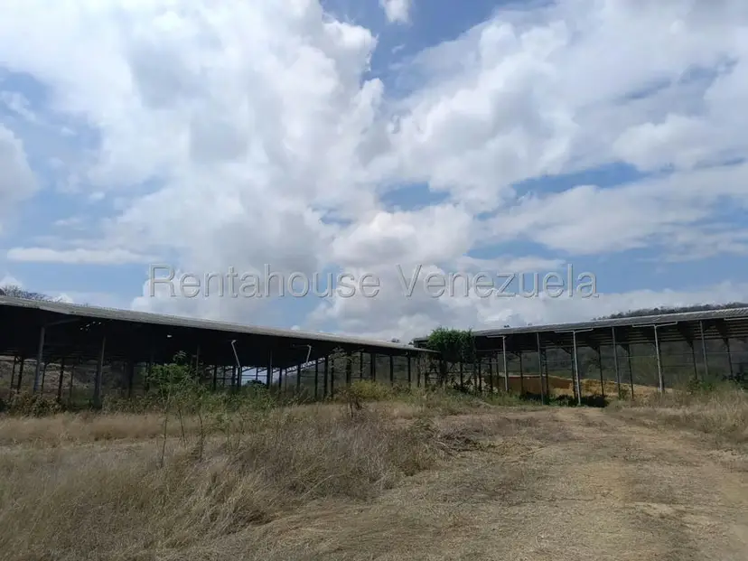 Comercial (Industrial) en Venta en El Bucare, Miranda