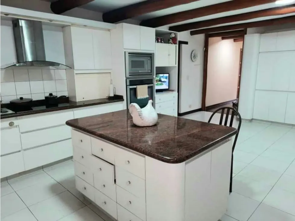 Vendo casa 900m2 Cerro Verde 8133 - 18