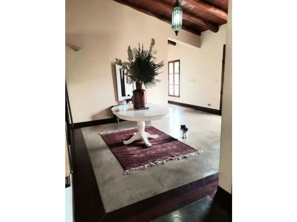 Vendo casa 900m2 Cerro Verde 8133 - 4