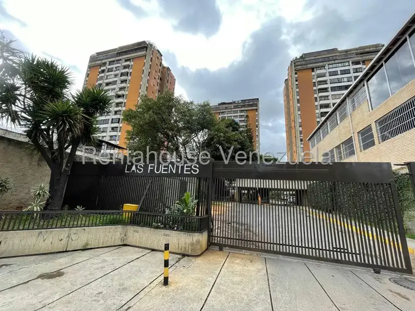 Apartamento (Duplex) en Venta en El Paraiso, Distrito Metropolitano