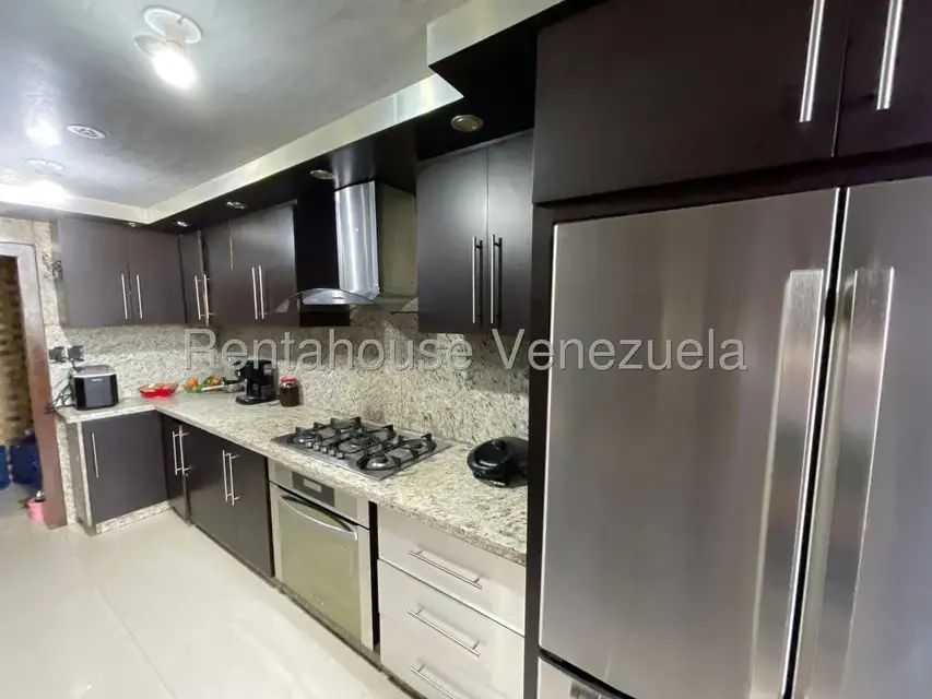 Apartamento (Duplex) en Venta en El Paraiso, Distrito Metropolitano - 11