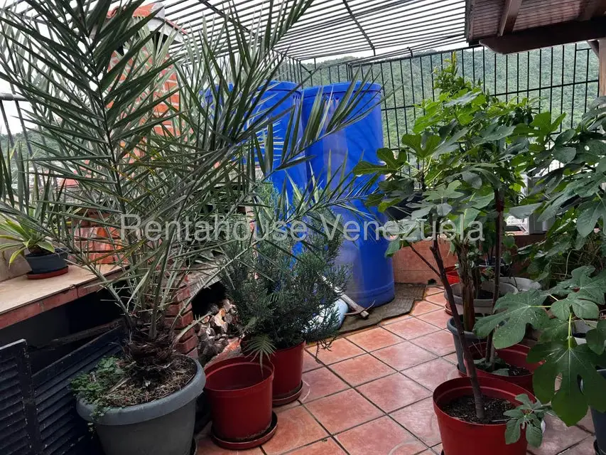 Apartamento (Duplex) en Venta en El Paraiso, Distrito Metropolitano - 34