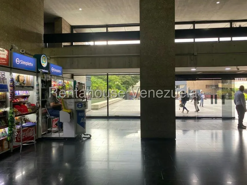 Oficina en Alquiler en Prados del Este, Distrito Metropolitano - 7