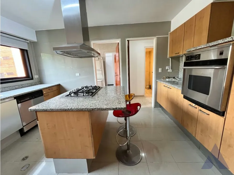 Alquilo apartamento 220m2 amoblado en campo alegre - 24