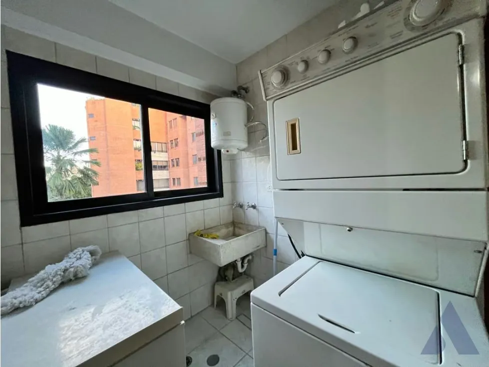 Alquilo apartamento 220m2 amoblado en campo alegre - 27