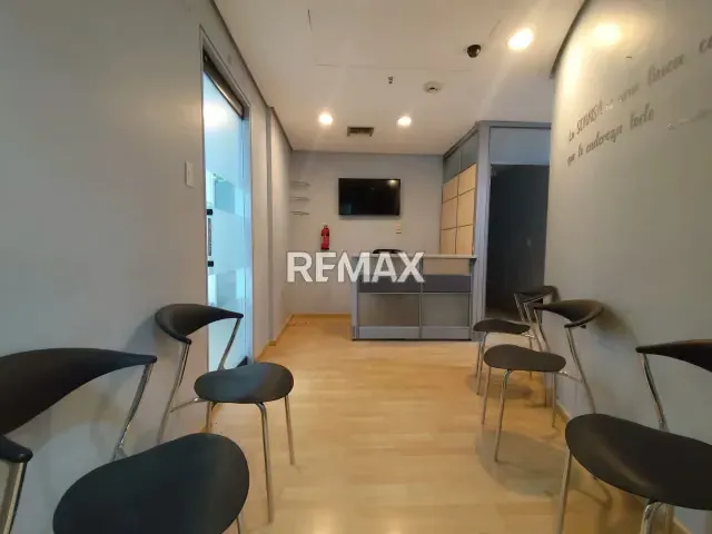 ALQUILER DE OFICINA EN C.P. VIZCAYA EN COLINAS DE TAMANACO