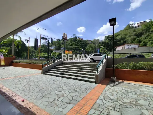ALQUILER DE OFICINA EN C.P. VIZCAYA EN COLINAS DE TAMANACO - 15