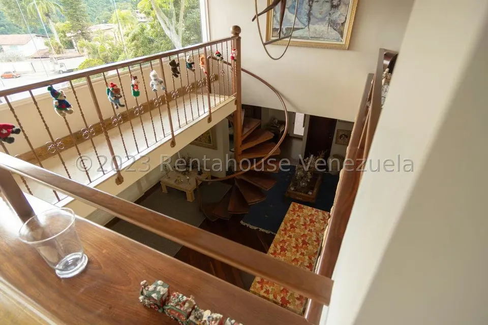 Casa (Multipes Niveles) en Venta en Colinas del Tamanaco, Distrito Metropolitano - 13