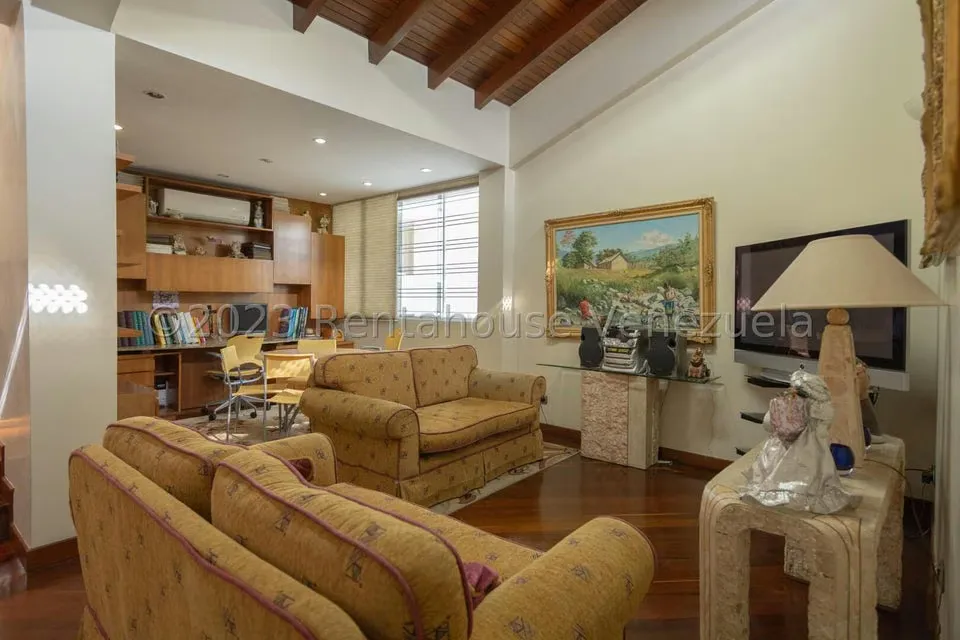 Casa (Multipes Niveles) en Venta en Colinas del Tamanaco, Distrito Metropolitano - 37
