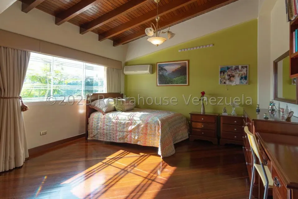 Casa (Multipes Niveles) en Venta en Colinas del Tamanaco, Distrito Metropolitano - 41