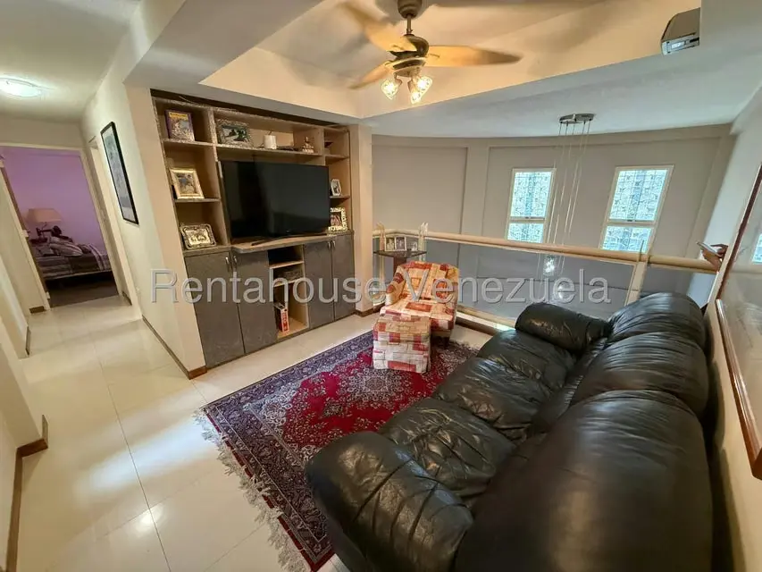 Townhouse (Multiples Niveles) en Venta en El Hatillo, Distrito Metropolitano - 14