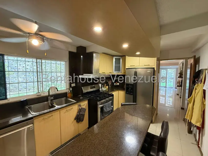 Townhouse (Multiples Niveles) en Venta en El Hatillo, Distrito Metropolitano - 15