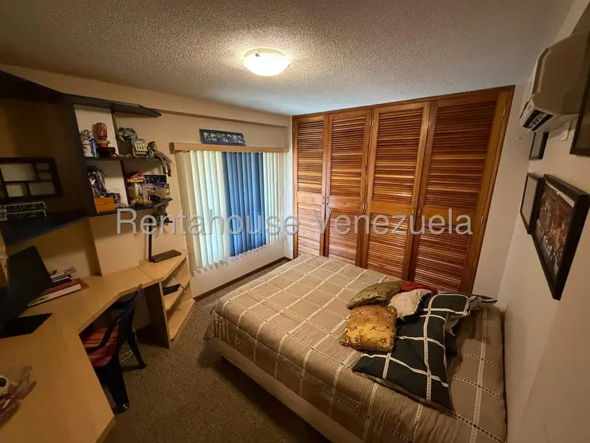 Townhouse (Multiples Niveles) en Venta en El Hatillo, Distrito Metropolitano - 23