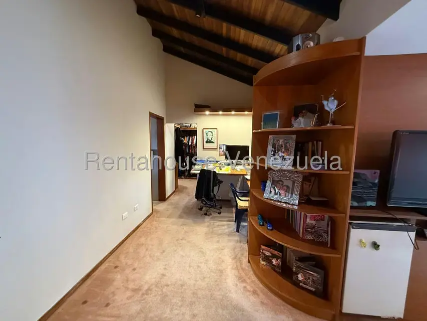 Townhouse (Multiples Niveles) en Venta en El Hatillo, Distrito Metropolitano - 25