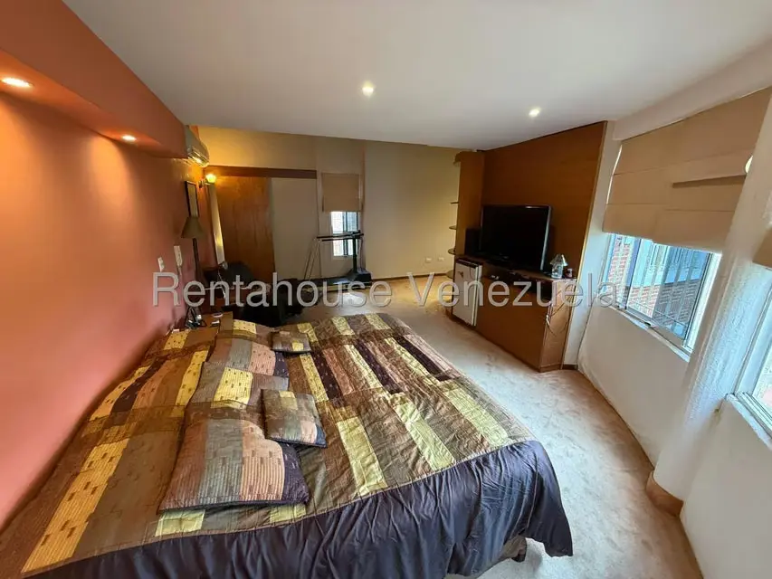 Townhouse (Multiples Niveles) en Venta en El Hatillo, Distrito Metropolitano - 27