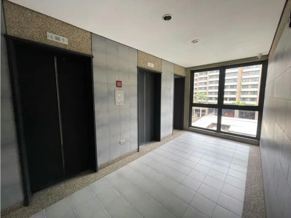 Se vende/alquila oficina 280m2 El Rosal 6704 - 3