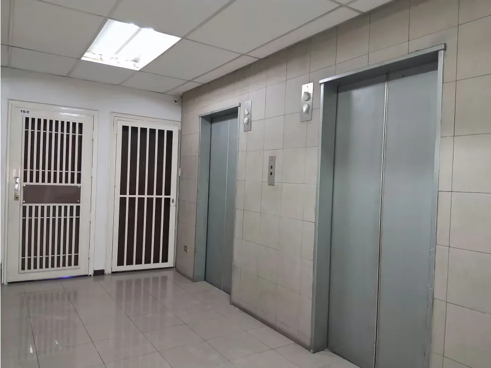 Se vende Edificio 4705m² Av Libertador - 7