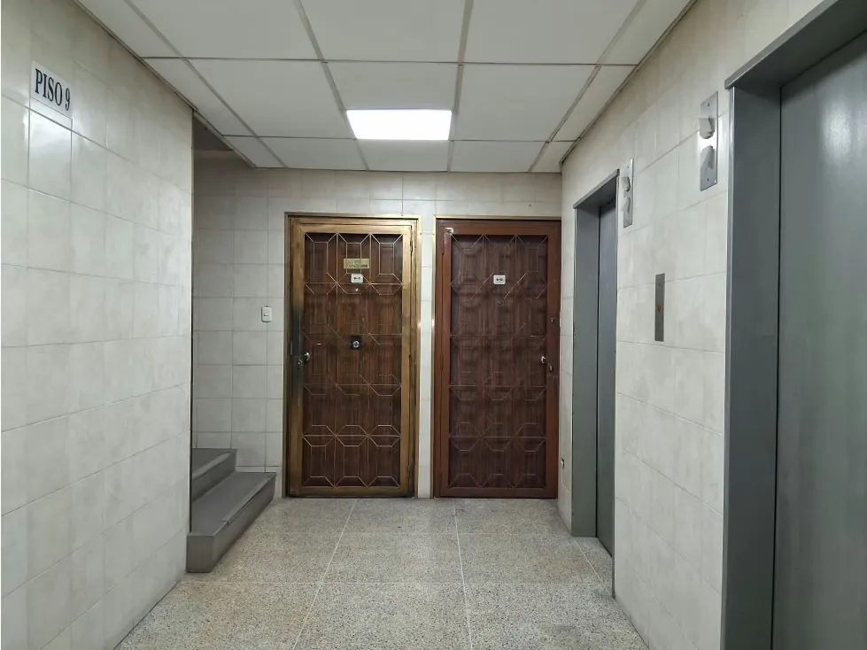 Se vende Edificio 4705m² Av Libertador - 9