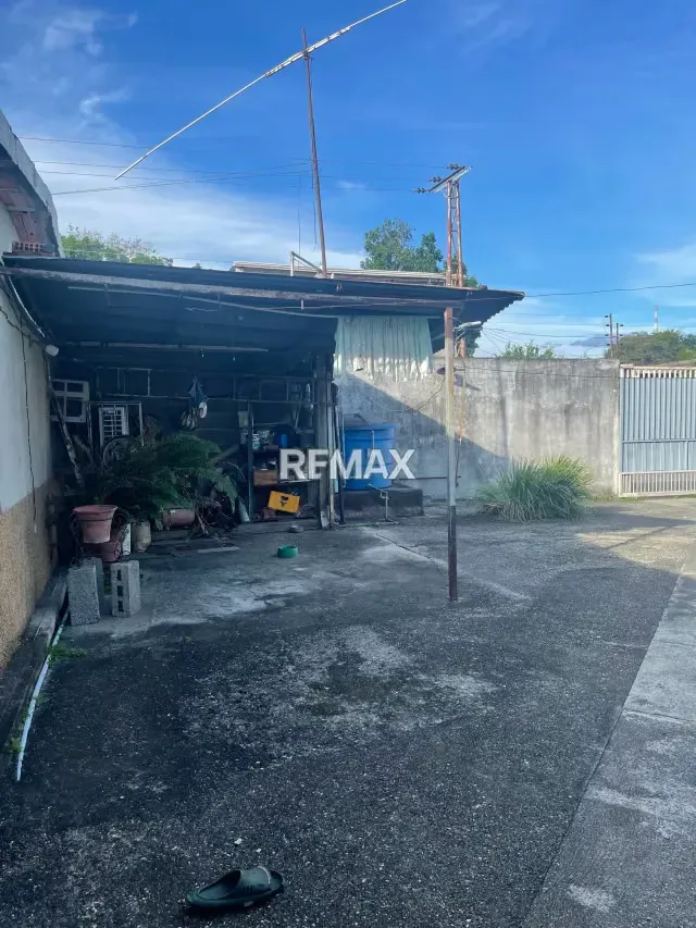 Vendo casa en Urbanización La palma - 17