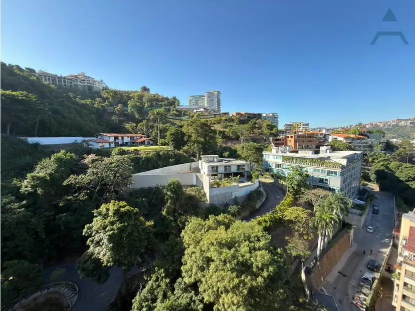 Se vende Apto PH 354m² 4h+1s/4.5b+1s/4p Lomas de Las Mercedes