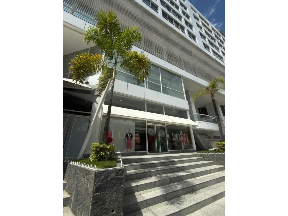 SE VENDE LOCAL EN LAS MERCEDES