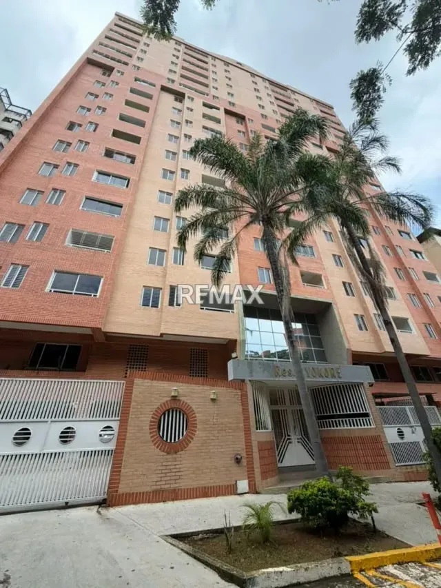 Venta de cómodo apartamento ubicado en La Trigaleña, Res. Yokore - 17
