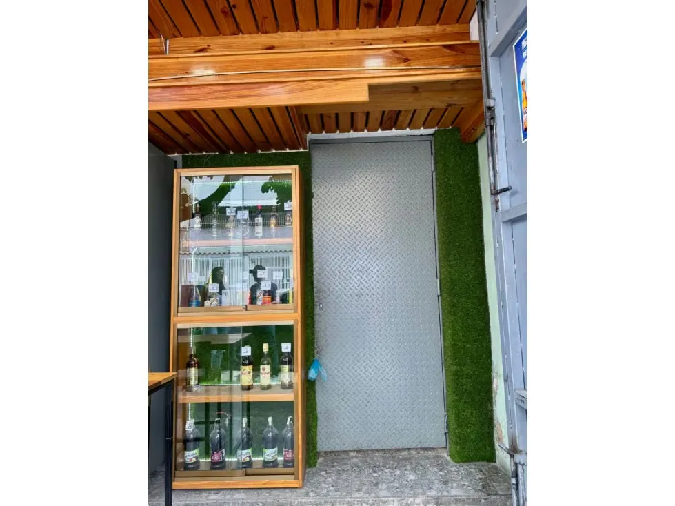 ALQUILER CASA COMERCIAL CATIA 80mts - 4