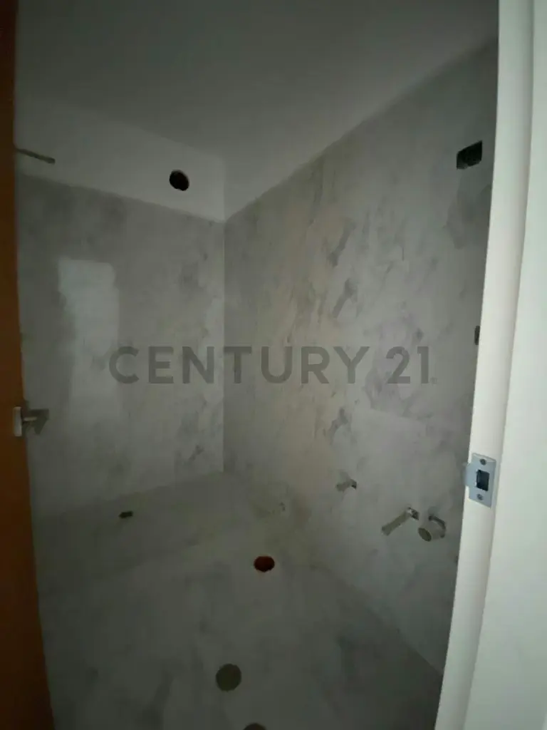 Hermosos Apartamentos a estrenar Urb, El Paraiso - 9