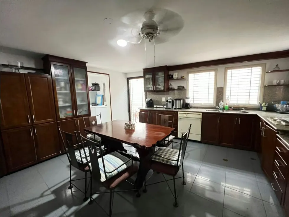 Se vende/alquila casa 850m² 6h+s/7b+s/8p Cumbres de Curumo - 5