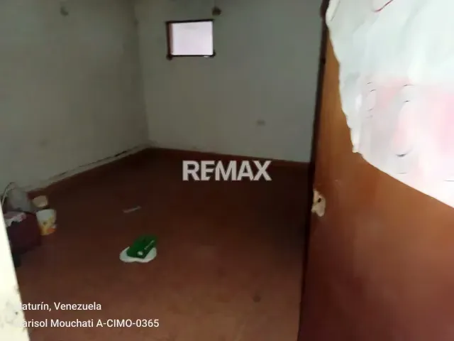 EN VENTA CASA COMERCIAL EN LA CARRERA 7, CENTRO DE MATURIN, ESTADO MONAGAS - 11