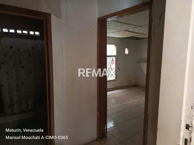 EN VENTA CASA COMERCIAL EN LA CARRERA 7, CENTRO DE MATURIN, ESTADO MONAGAS - 12
