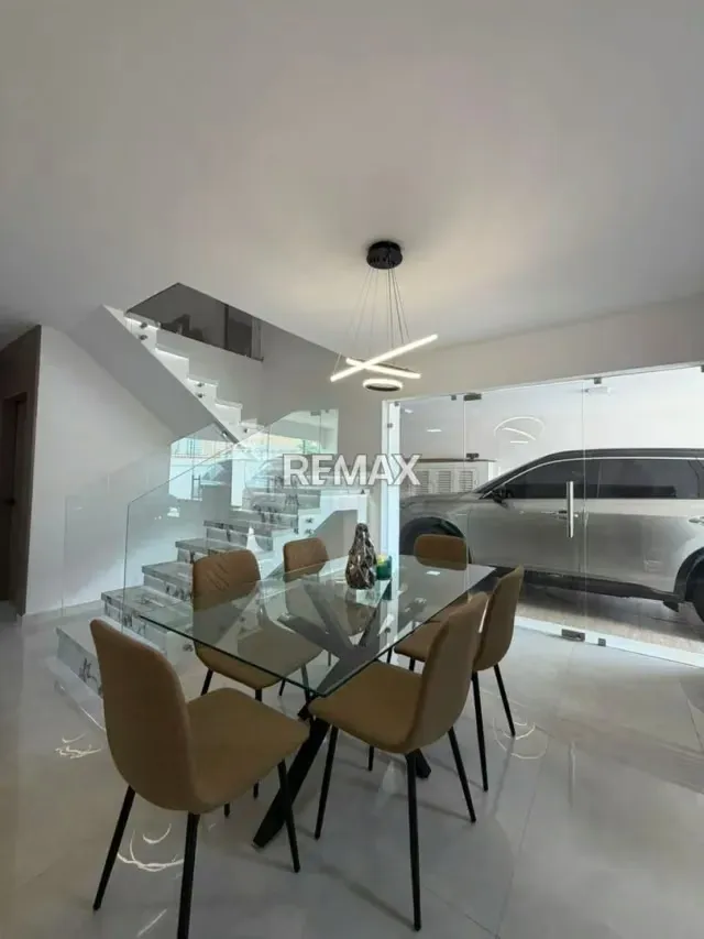 Townhouse en Venta Villa Lago Country I Av. Fuerzas Armadas - 10