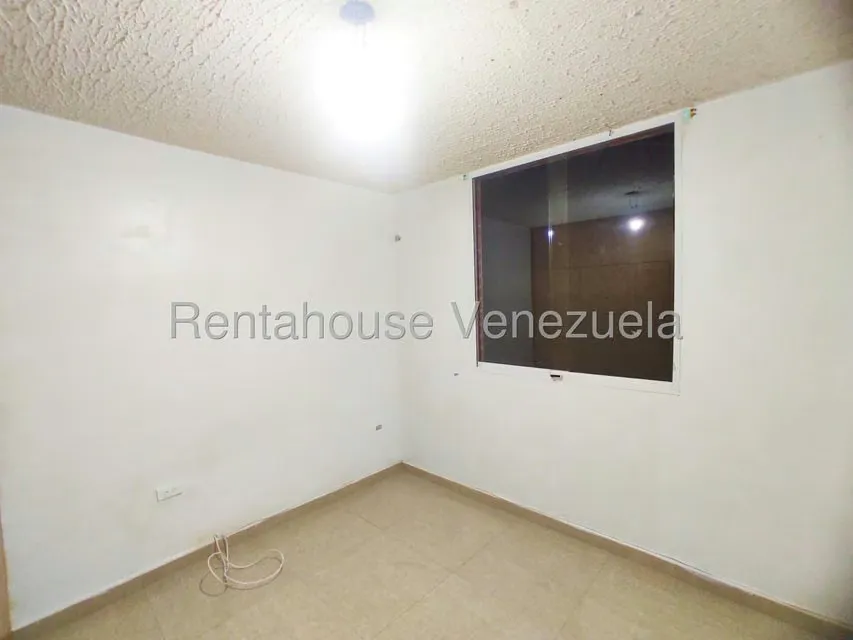 Apartamento (1 Nivel) en Venta en Zona Oeste, Lara - 13