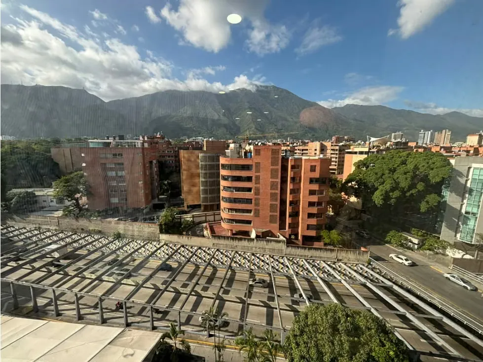 Se alquila Oficina 12m² Campo Alegre - 6