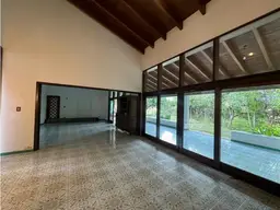 View 16