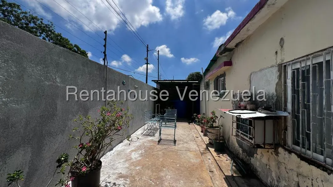 Casa (1 Nivel) en Venta en Los Olivos, Zulia - 29