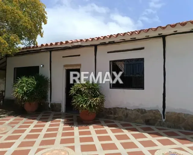 HERMOSA CASA ESTILO RÚSTICO EN SABANA DE GUACUCO - 17